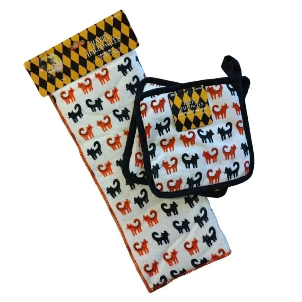 Retro Halloween Themed Pot Holders Dish Mat And Tapestry Kitchen Lot NWT‎